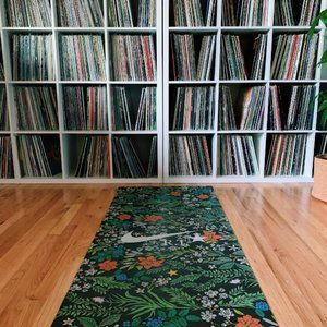 NikeLab x RT Floral Yoga Mat RARE Riccardo Tisci Promo Givenchy